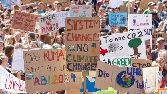 Klima-Demonstration - &copy; Foto: Georg Wendt