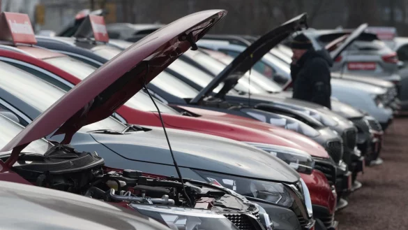 Gebrauchtwagen - &copy; Foto: Sebastian Kahnert/dpa