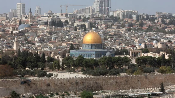 Individualtouristen d&uuml;rfen nach Israel einreisen - &copy; Foto: Sebastian Scheiner/AP/dpa