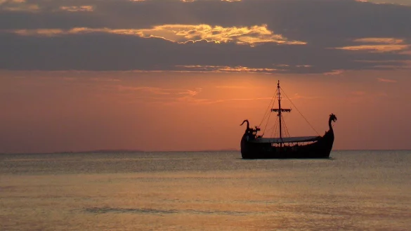 Ragnar Lothbrok tr&auml;umt von der weiten Ferne. - &copy; Symbolbild: Pixabay