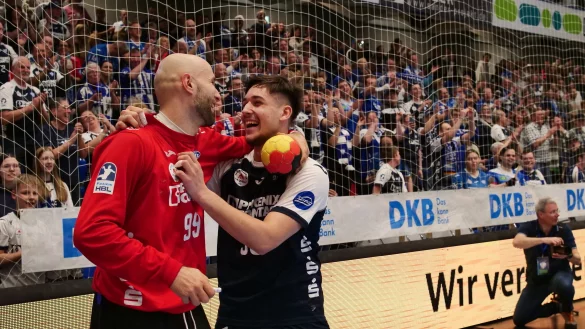 TBV Lemgo Lippe siegt über HC Erlangen - © Paul Cohen