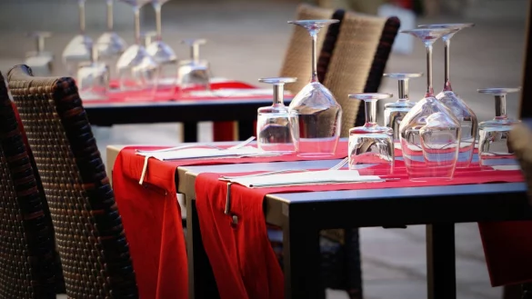 Ab Freitag d&uuml;rfen Gastronomien wieder G&auml;ste unter der 3G-Regel bewirten. - &copy; Symbolbild: Pixabay