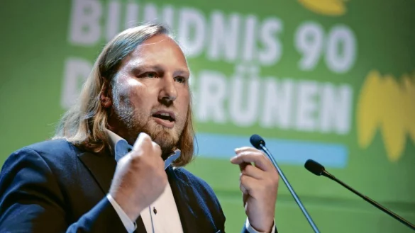 Klassisch gr&uuml;n: Bundestagsfraktionschef Anton Hofreiter sprach sich f&uuml;r einen Nationalpark Teutoburger Wald aus. - &copy; Barbara Franke