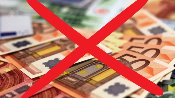 Der Rotstift wird die kommenden Jahre auch in Lemgo greifen. Es droht die Haushaltssicherung. - © Symbolbild: Pixabay