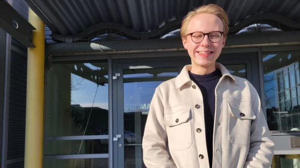 Torben Hundsdörfer tritt für die FDP bei der Bundestagswahl an. Er möchte junge Menschen für politisches Engagement begeistern. - © Vasco Stemmer