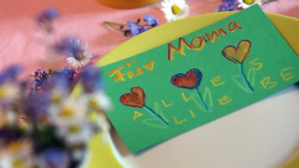 Zum Muttertag - &copy; Foto: Karl-Josef Hildenbrand