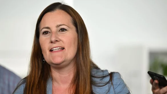 - &copy; Martin Schutt/dpa