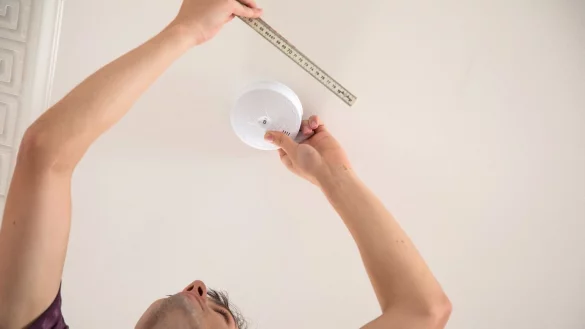 Rauchmelder - &copy; Foto: Christin Klose/dpa-tmn