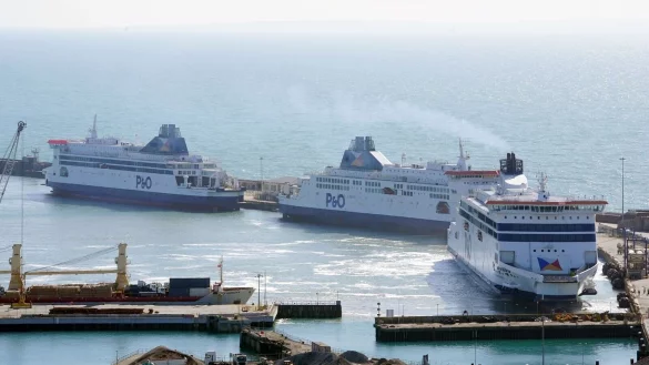 - &copy; Gareth Fuller/PA Wire/dpa