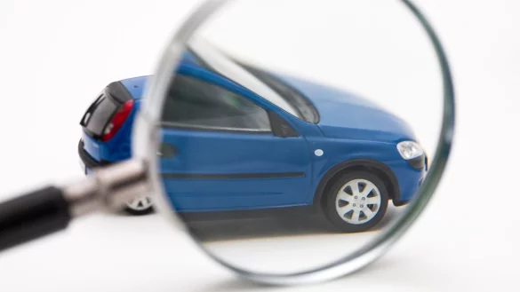 Kfz-Versicherung - &copy; Foto: Andrea Warnecke/dpa-tmn