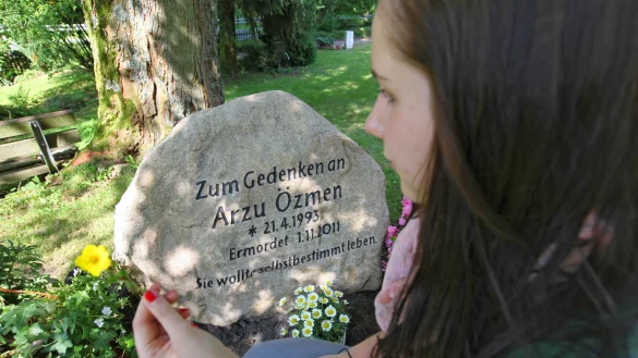 Arzu &Ouml;zmen Todestag - &copy; Vera Gerstendorf-Welle