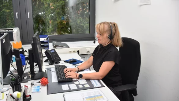 Nadine Ryglewski und ihr Team ermitteln m&ouml;gliche Kontaktpersonen von Corona-Infizierten. - &copy; Kreis Minden-L&uuml;bbecke/M. Lenz