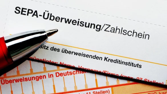 Sepa-&Uuml;berweisung - &copy; Foto: Ralf Hirschberger