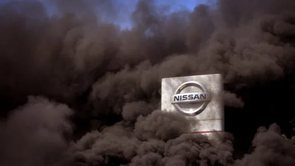 Protest mit Rauchwolken - &copy; Foto: Emilio Morenatti/AP/dpa