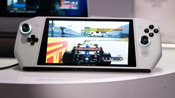 Alienware Concept Ufo auf der CES - &copy; Foto: Florian Schuh/dpa-tmn