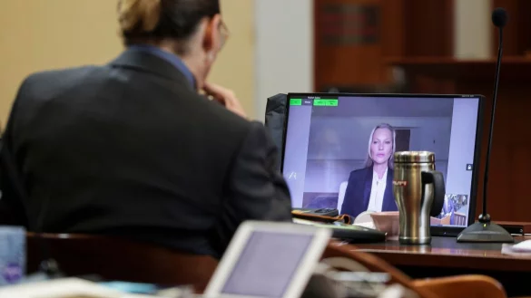 Aussage Kate Moss - &copy; Foto: Evelyn Hockstein/Pool Reuters/AP/dpa