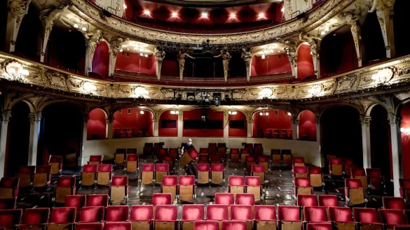 Berliner Ensemble - &copy; Foto: Britta Pedersen/dpa-Zentralbild/dpa