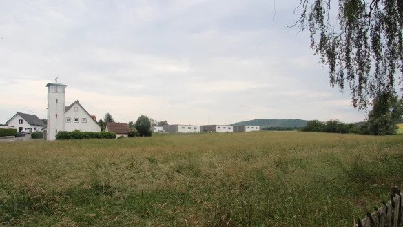 Dieses Grundst&uuml;ck am H&ouml;rster Bruch will die Stadt schon bald ihr Eigen nennen d&uuml;rfen. - &copy; Karolina Schmidt