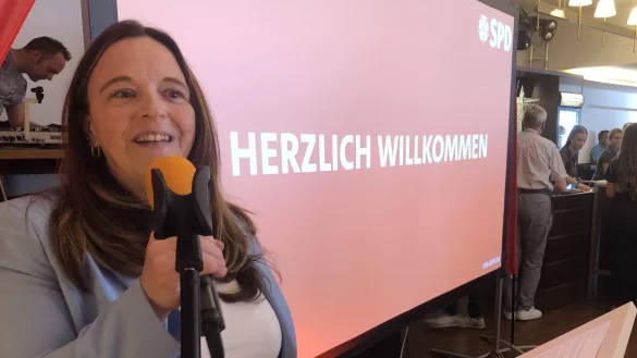 Katrin Freiberger, hier bei der K&uuml;r von Dr. Dennis Maelzer zum Landratskandidaten vor sechs Wochen. - &copy; Martin Hostert