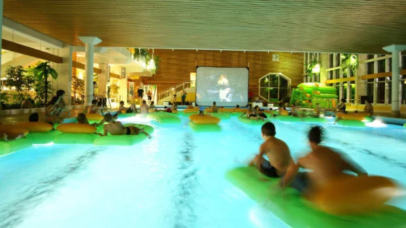 Ältestes Freizeitbad Lippes: Das Aqualip. - © aqualip.de