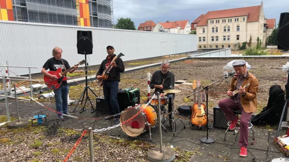 Auf dem Bild sehen Sie v.l. Norbert Fuhrmann, Tristan Bouteiller, Alain Dewerdt und Emmanuel Poliautre.  - © Ewald Gancer