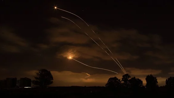 Raketen - &copy; Foto: Ilia Yefimovich/dpa