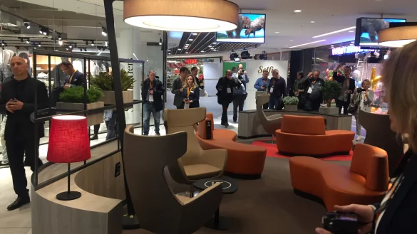 Hier erholt man sich vom Shoppen. - © Stefan Schelp