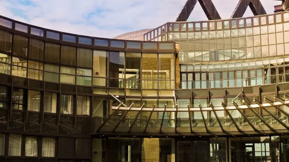 W&uuml;rde bereits heute der neue NRW-Landtag gew&auml;hlt, so k&auml;men CDU und SPD auf jeweils 27 Prozentpunkte.&nbsp; - &copy; Symbolbild: Pixabay