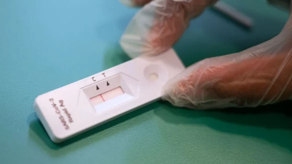 Schnelltest - &copy; Foto: Marijan Murat/dpa