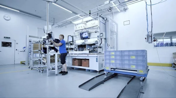 Bei Coko in Bad Salzuflen werden nicht nur Bose-Bassboxen fehlerfrei gefertigt.&nbsp; - &copy; Coko-Werke