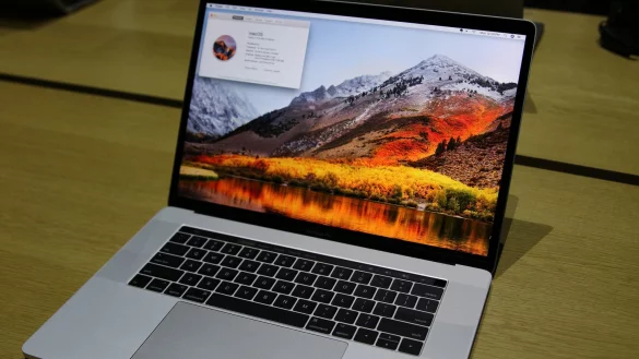 macOS High Sierra - &copy; Foto: Christoph Dernbach/dpa