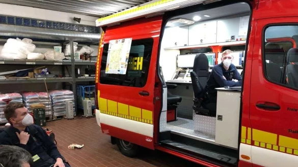 Die Einsatzkr&auml;fte der Blomberger Feuerwehr bibbern auf der Wache. Die Heizung ist seit dem Wochenende ausgefallen. - &copy; Feuerwehr Blomberg