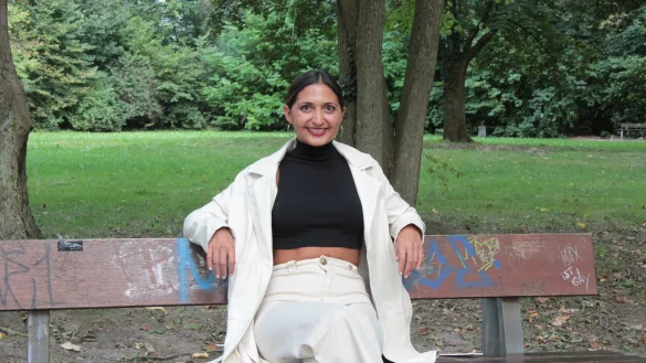 Newcomerin Jessica Lee Mansour bringt Anfang Oktober ihr Deb&uuml;talbum heraus. Die Songs behandeln Themen, die die S&auml;ngerin besch&auml;ftigen und Erlebnisse, die sie so verarbeitet. - &copy; Carolin Brokmann-F&ouml;rster