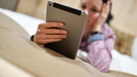 Internetnutzung - &copy; Foto: picture alliance / Felix K&auml;stle/dpa