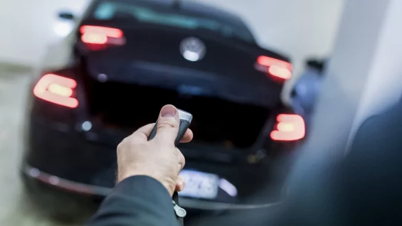 Mietwagen &Uuml;berraschung Urlaub Modell Upgrade - &copy; Foto: Alexander Heinl/dpa-tmn