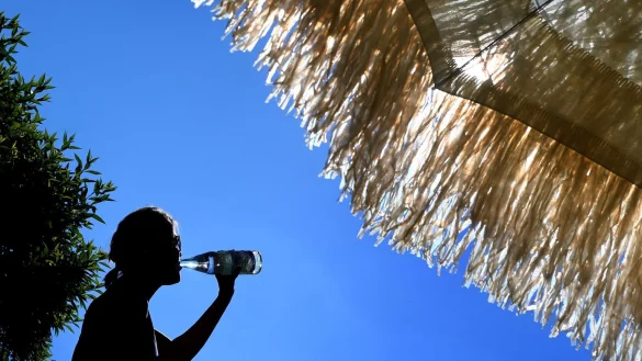 Erfrischung im Sonnenschein - &copy; Foto: Karl-Josef Hildenbrand