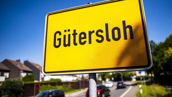 Gütersloh hat seit Kurzem eine neue Hymne. Allerdings gibt es schon kurz nach Veröffentlichung mächtig Ärger um den Song. - © picture alliance/dpa