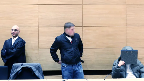 Im Fall des getöteten Philipos sagte am Mittwoch ein Mitangeklagter aus Magdeburg vor dem Bielefelder Gericht aus, vorher hatte er sich nicht äußern wollen. - © Alex Lehn (MT)