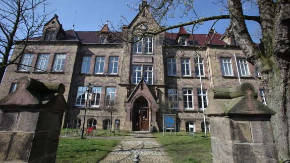 Der Stammsitz der Volkshochschule Bad Salzuflen befindet sich seit fast 45 Jahren in einem ehemaligen Jungengymnasium in der Hermannstraße. - © vera gerstendorf-welle,vera gerstendorf-welle
