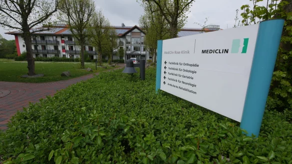 Die Rose-Klinik in Bad Meinberg bietet ambulante Badekuren an - was nun auch alle Mitarbeiter wissen. - © Jost Wolf