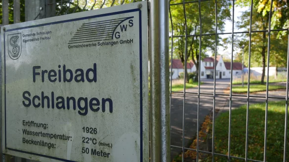 Das Schlänger Freibad. - © Archivfoto: Jost Wolf