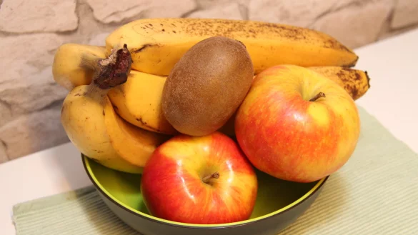 An der Grundschule Brake sammeln Eltern daf&uuml;r, dass ihre Kinder weiterhin eine Obstpause erhalten. Die Schule ist aus der F&ouml;rderung gefallen. - &copy; Nadine Uphoff