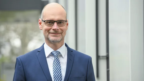 Christof Sommer ist Hauptgesch&auml;ftsf&uuml;hrer des St&auml;dte- und Gemeindebunds in NRW &ndash; und erwartet gro&szlig;e Kosten durch das Tarifergebnis. - &copy; ANNA KADUK