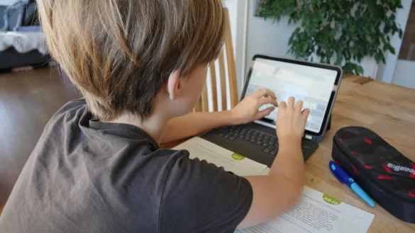 Die Sekundarschule in Horn nutzt Tablets ab der 6. Klasse. - &copy; Symbolfoto: Jost Wolf