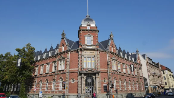 Ein Detmolder Kunde der Postbank ist von seinem Kreditinstitut f&uuml;r tot erkl&auml;rt worden. Was sich erst mal skurril anh&ouml;rt, hatte f&uuml;r ihn deutliche Konsequenzen. - &copy; Archivfoto: Jost Wolf
