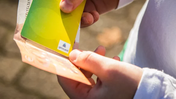 Die Wahl des richtigen Girokontos will gut überlegt sein. - © picture alliance/dpa/dpa-tmn