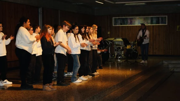 Das Musikprofil der Realschule Lemgo sorgt für gute Stimmung beim Vorspielabend. - © Realschule Lemgo