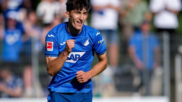 Florian Micheler bejubelt ein Tor f&uuml;r die TSG 1899 Hoffenheim. - &copy; IMAGO/foto2press