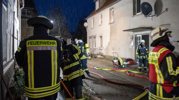 K&uuml;chenbrand in der Horner Altstadt mit einer verletzten Person. - &copy; Feuerwehr Horn-Bad Meinberg