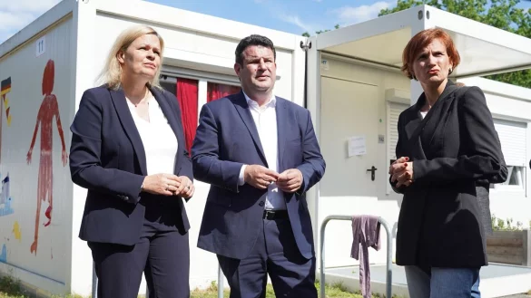 - &copy; Joerg Carstensen/dpa